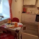 아파트 Am Malchiner *